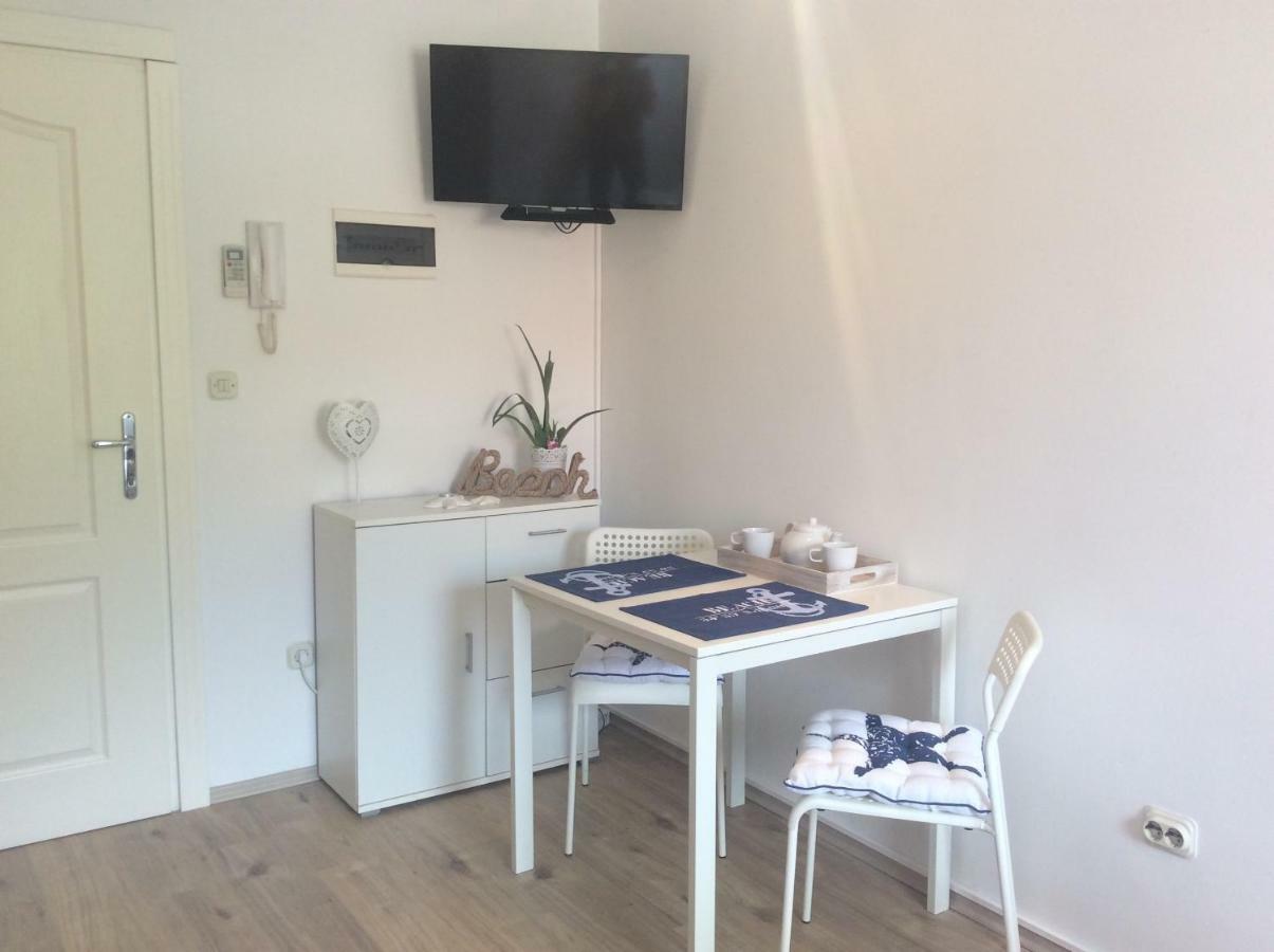 דירות רוביני Tiny Studio Big Living מראה חיצוני תמונה